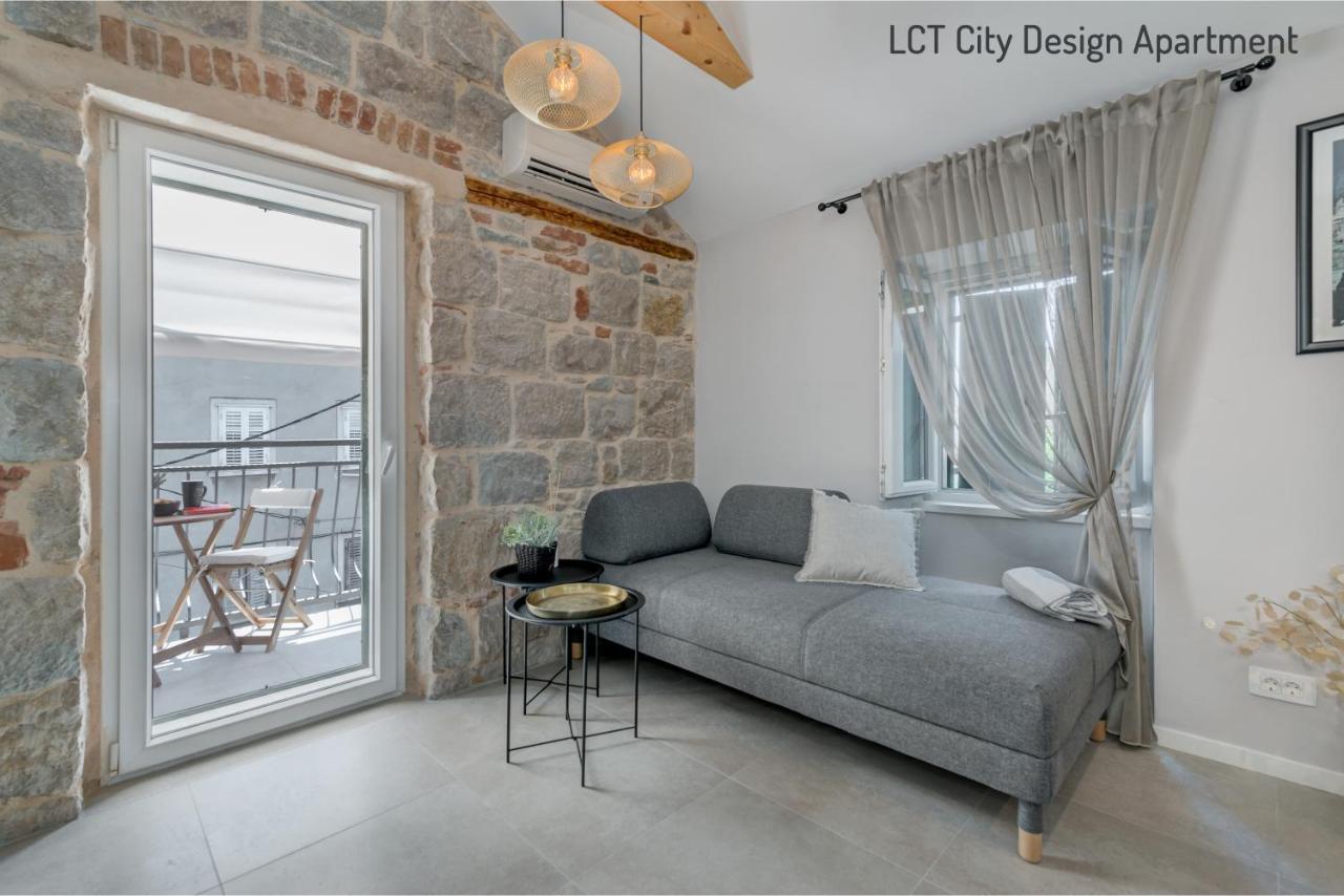 Lct City Design Apartment Split Exterior foto